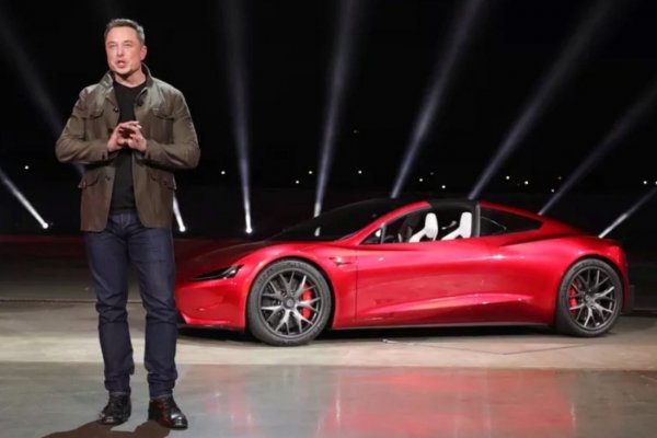 Acciones de Tesla se desploman tras anunciar pérdidas de US$ 1.100 millones en el primer semestre