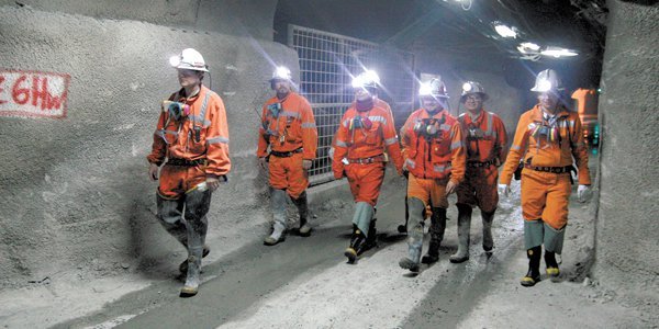 <p>Codelco concreta cerca de 200 despidos en medio de esfuerzos adicionales por bajar costos</p>
