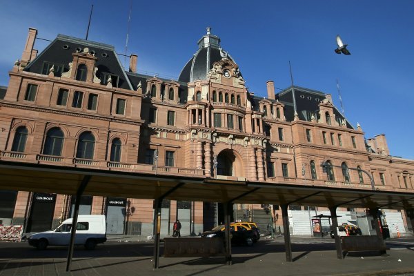 Economía argentina repuntó 2,6% en mayo y quebró la tendencia de un año de caída