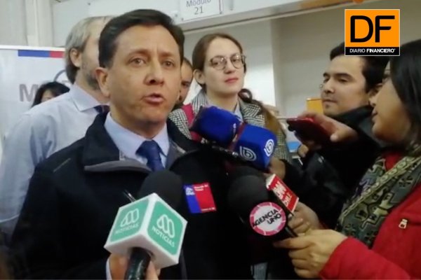 <p>Ahora en DF: Dirección del Trabajo presenta aplicación que digitaliza procesos laborales</p>
