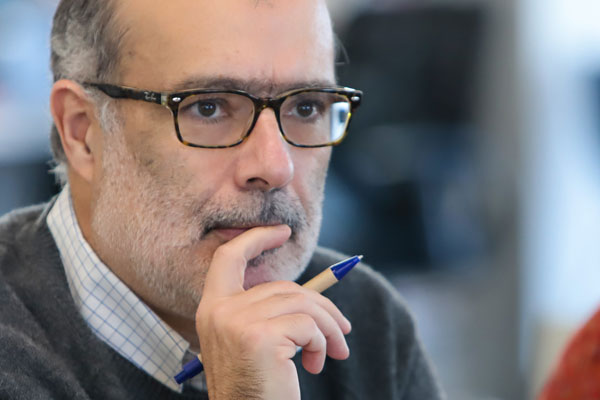 Valdés reconoce avances de ente público, pero advierte sobre legislación para agentes de inversiones