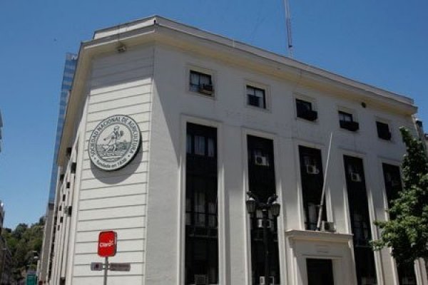 <p>Agricultores estiman que rebaja de jornada laboral aumentará en 12,5% costo para empresas</p>