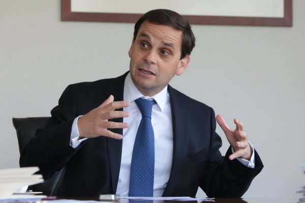 <p>Grandes empresarios por jornada laboral de 40 horas: "Equivale a un alza de costos para las empresas y eso nos preocupa"</p>