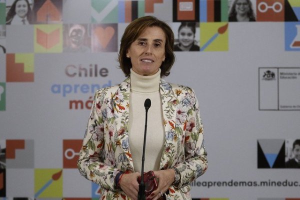 Mineduc ha autorizado 438 docentes extranjeros para ejercer en Chile en 2019