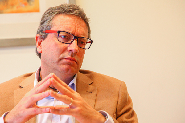 Bernardo Fontaine plantea que 2% de la cotización extra vaya al Estado para subir jubilaciones