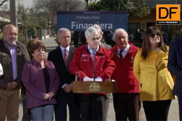 <p>Ahora en DF: Piñera presenta proyecto de portabilidad financiera y se refiere a cifras de crecimiento económico</p>