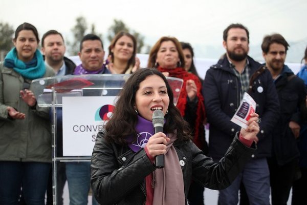 Frente Amplio acusa al Ejecutivo de "entrometerse" en la labor del Poder Legislativo