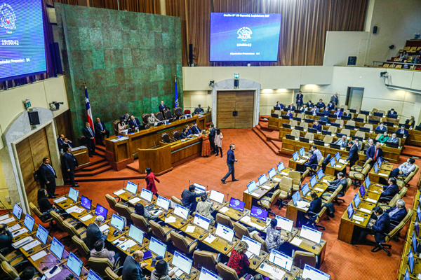 Reforma tributaria: gobierno tendría los votos DC para aprobarla en la Sala de la Cámara