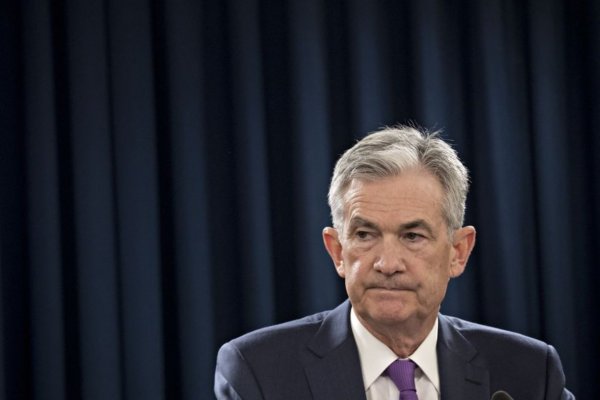 Exjefes de la Fed se cuadran con Powell y le mandan un mensaje a Trump