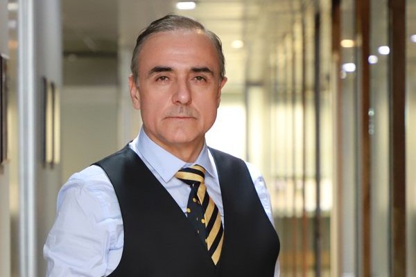 Comisión tributaria CPC advierte sobre constitucionalidad de aporte del 1% para regiones
