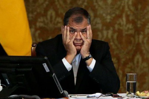 Justicia de Ecuador ordena prisión preventiva para expresidente Correa por caso de sobornos