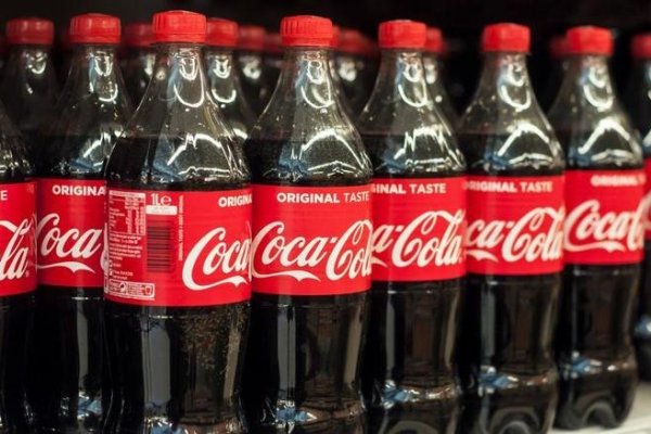 ¡Coca-Cola la lleva! Apuesta a tener un 40% de mujeres en cargos directivos en 2025