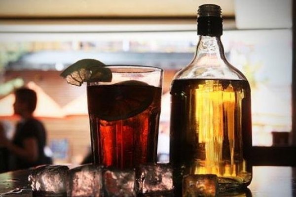 Perú rechaza propuesta de Piñera: “Es imposible que Perú y Chile exporten pisco juntos”