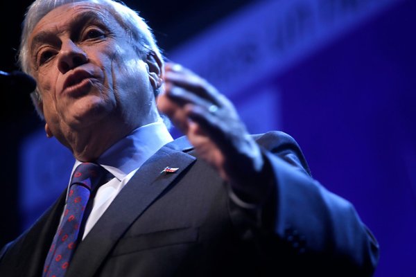 Piñera relanza medidas económicas para acelerar inversiones y enfrentar bajo crecimiento