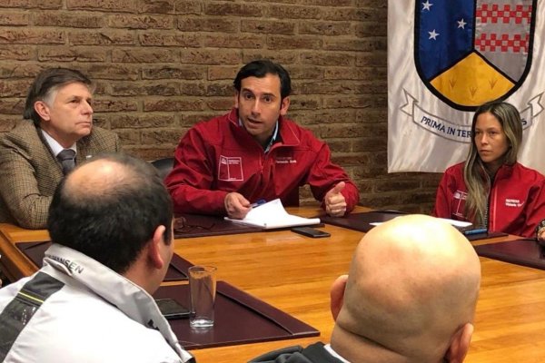 <p>Gobierno acuerda con sindicato de Mina Invierno plan de capacitación e intermediación laboral</p>