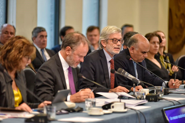 <p>Sofofa plantea a ministro Fontaine 43 medidas para aumentar competencia en el país</p>