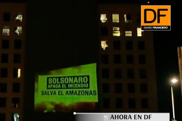 <p>Ahora en DF: Greenpeace proyecta incendio de la Amazonía en sede del Consulado de Brasil en Las Condes</p>
