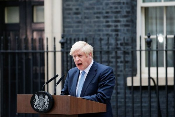 Boris Johnson amenaza con convocar a elecciones anticipadas el 14 de octubre