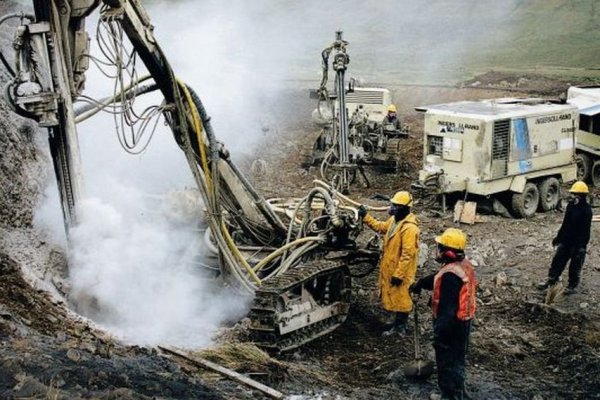 <p>Minería peruana requerirá 46.000 trabajadores en diez años: ¿Qué perfiles demandará?</p>