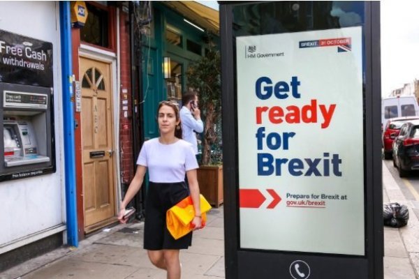 "Prepárate para el Brexit": Boris Johnson lanza millonaria campaña para enfrentar la salida de la UE