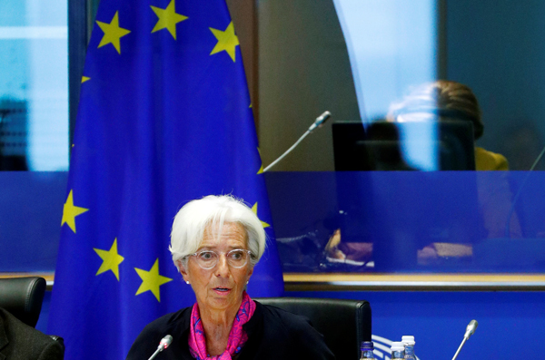 Christine Lagarde pide a gobiernos europeos lanzar mayores medidas de estímulo