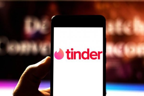 Mala suerte en el amor: Tinder cae un 4,5% en Bolsa tras anuncio de citas en Facebook