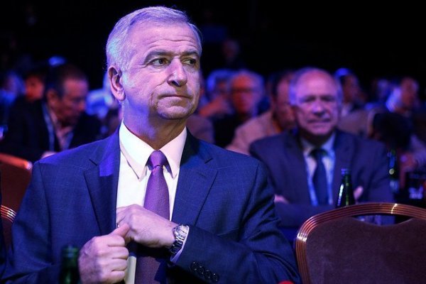 Larraín al FT por guerra comercial: "Estamos respondiendo con mayor apertura y un mejor acceso"