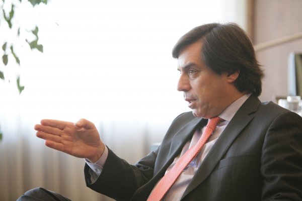 Guillermo Larraín y espacios para mayor inversión de las AFP: "El llamado es a que se gestionen dentro de la prudencia"