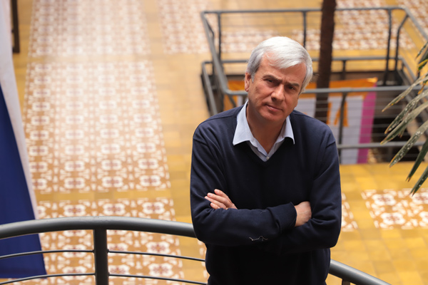 Tarificar servicio de recaudación de primas: la propuesta de Fernando Coloma