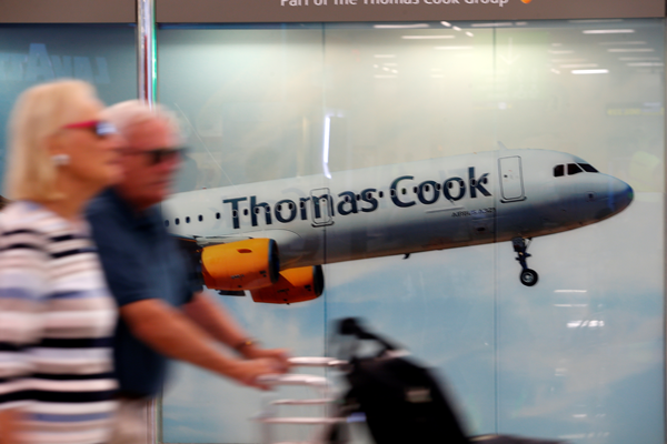 Fin a casi 180 años de historia: Thomas Cook se declara en quiebra y provoca plan de repatriación masiva de británicos