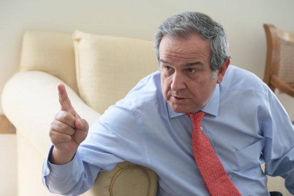 Andrés Santa Cruz renuncia a presidencia de gremio de las AFP tras polémicas declaraciones sobre retiro de fondos
