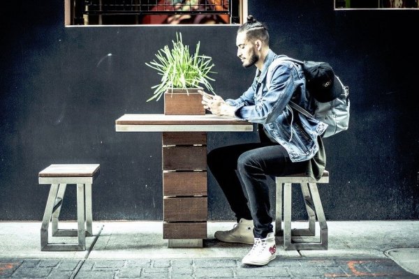 Millennials de altos ingresos temen tener que trabajar siempre