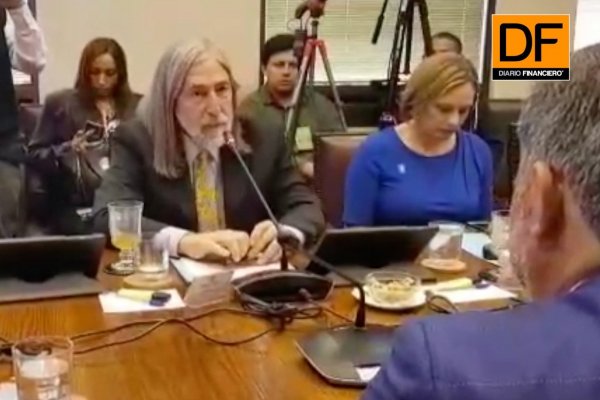 <p>Ahora en DF: Senador Letelier critica mesa de trabajo laboral</p>