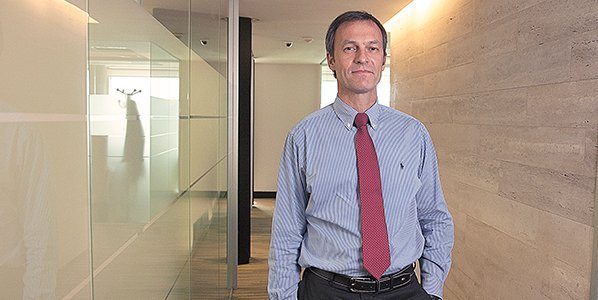 Renuncia gerente general de Inmobiliaria Manquehue y firma designa a Juan Eduardo Bauzá