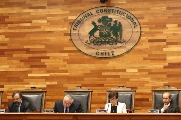TC declara admisible recurso presentado por profesora para retirar la totalidad de sus fondos de pensiones