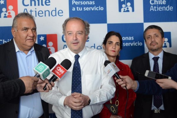 Ministro Monckeberg se abre a cambiar tabla de expectativas de vida de enfermos terminales