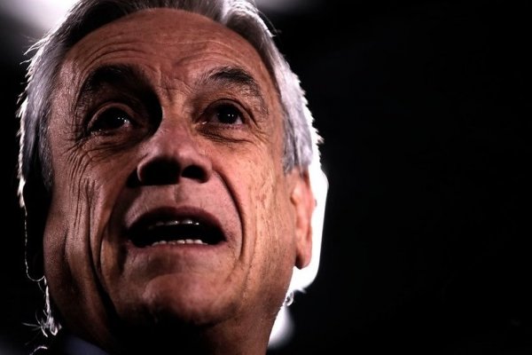 <p>Piñera conversa con Financial Times: "Estamos dispuestos a hacer todo por no caer en el populismo"</p>