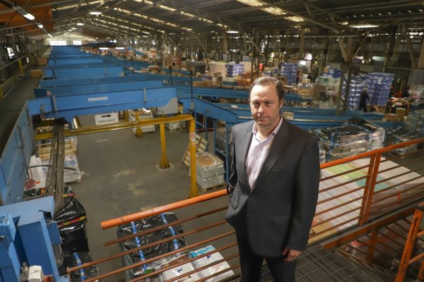 Felipe Barriga: Fedex entra al e-commerce en Chile