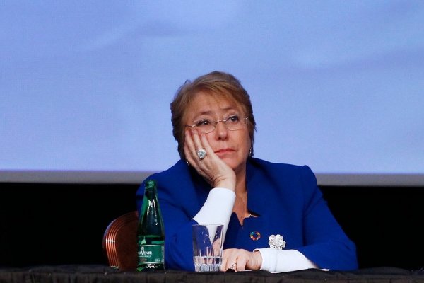 Bachelet: "Estoy muy preocupada y triste de ver la violencia, la destrucción, los muertos y los lesionados en Chile"