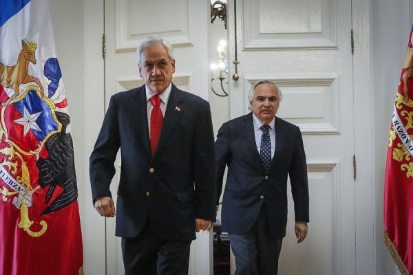 Presidente se reúne con varios ministros y se activan rumores de cambio de gabinete