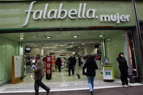 Falabella afirma que mantiene seguros ante riesgo de pérdidas
