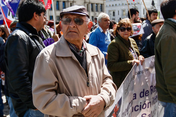 Reforma: gobierno destinará US$ 500 millones para beneficios y evalúa acudir al Fondo de Reserva de Pensiones