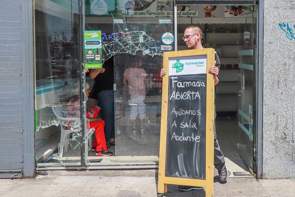 La cruzada de Farmacias Panul para levantarse