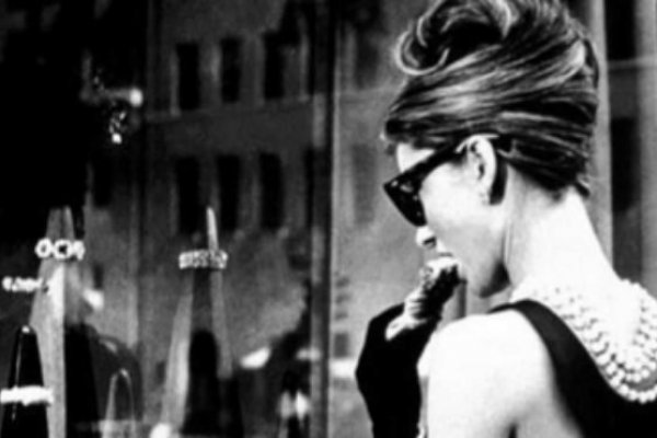 Louis Vuitton quiere completar su corona del lujo con la emblemática joyería Tiffany