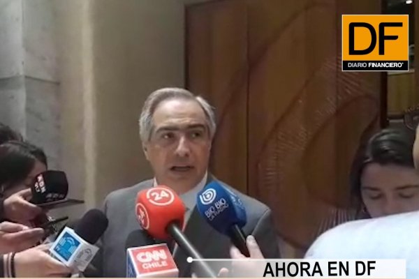 <p>Ahora en DF: Senador Chahuán emplaza a los partidos a concurrir al diálogo “ya no hay excusas”</p>