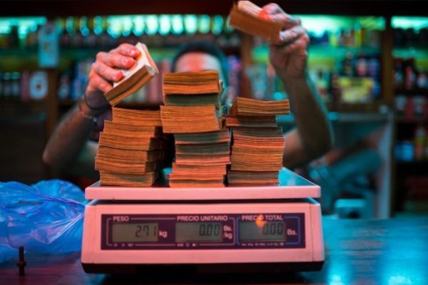 <p>¿Venezuela en camino a la dolarización?</p>