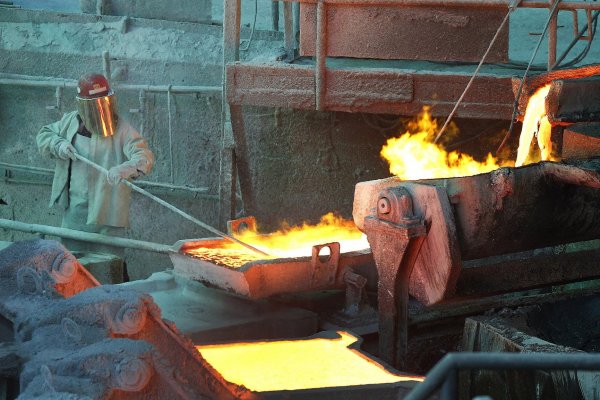 <p>Trabajadores de mina Escondida acuerdan nueva paralización parcial en medio de protestas</p>