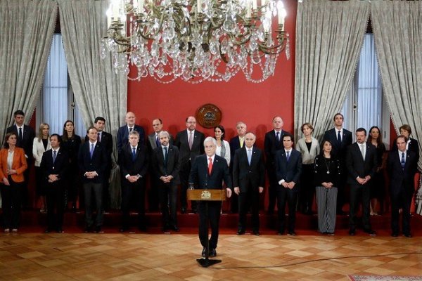 Piñera encabezará consejo de gabinete con nuevo equipo político y económico