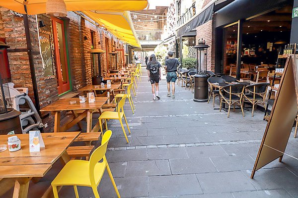 La millonaria cuenta de restaurantes y locales de comida