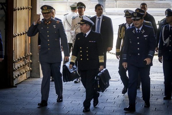 Gobierno pidió colaboración a los poderes del Estado, Carabineros y FFAA en reunión del Cosena